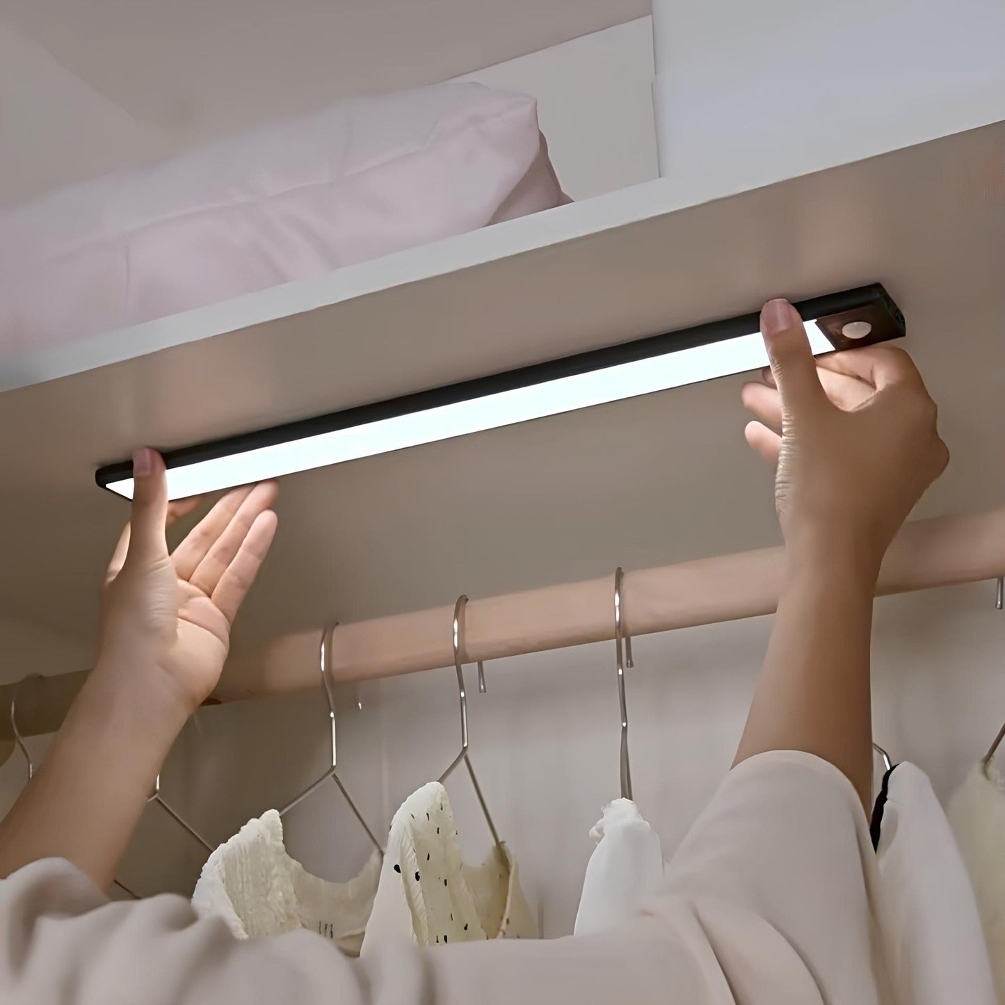 Trådlös LED-skåpbelysning med rörelsesensor – Enkel Installation