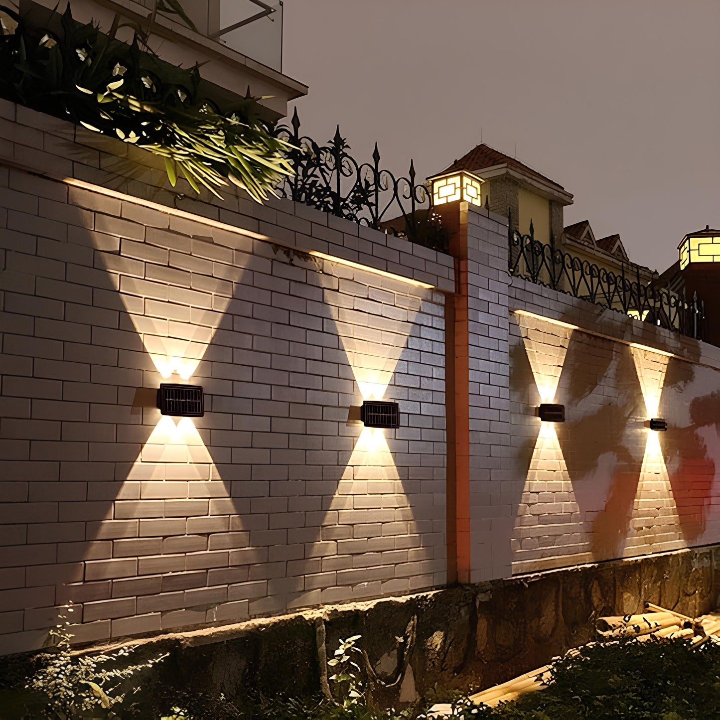 Udendørs Solcelle Væglampe med Varmt Hvidt LED Lys