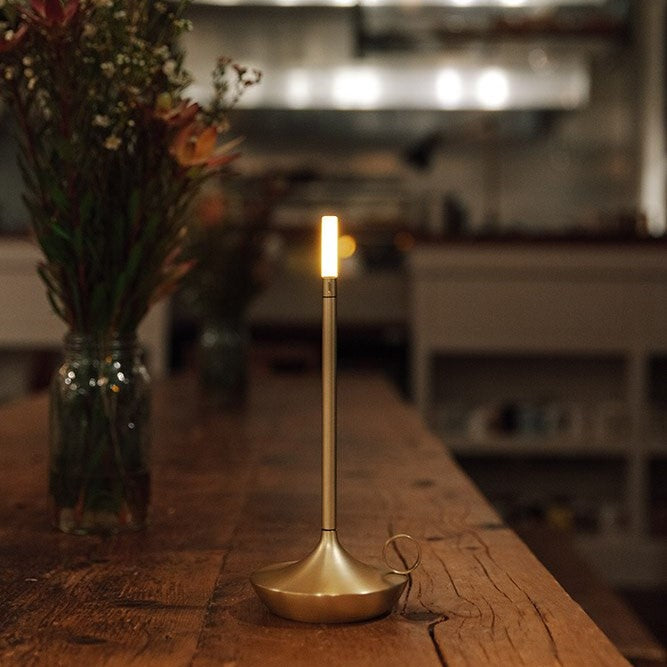 Stilfuld Bordlampe med Justerbart LED Lys og Genopladelig Batteri