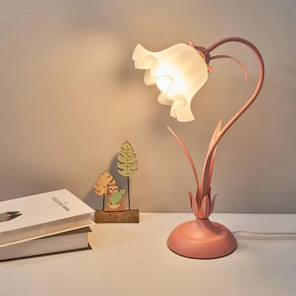 Blommande Vintage Bordslampa - Justerbar Elegans