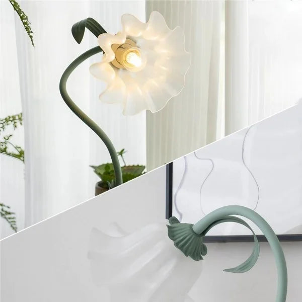 Blommande Vintage Bordslampa - Justerbar Elegans