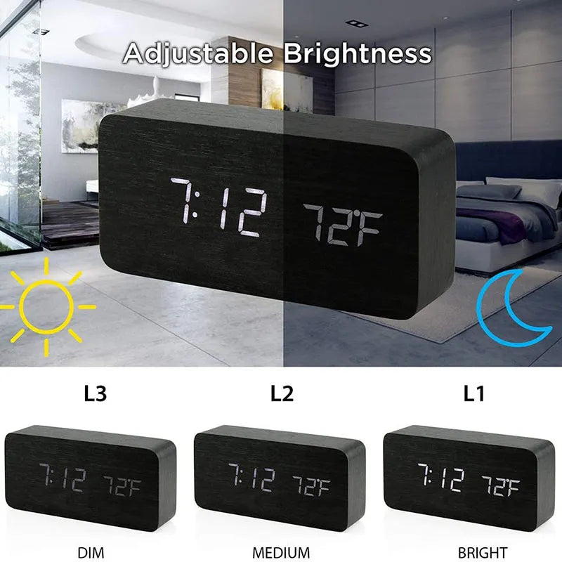 Digital Træ Vækkeur med Tre LED - Elegant med Temperaturvisning