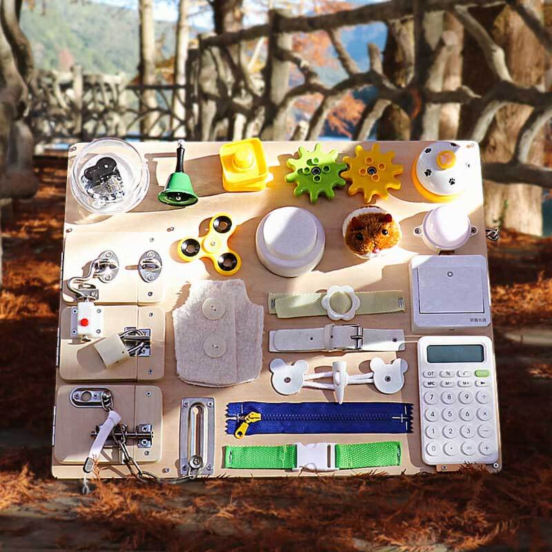 Træbaseret Montessori Aktivitetsbræt til Børns Læring