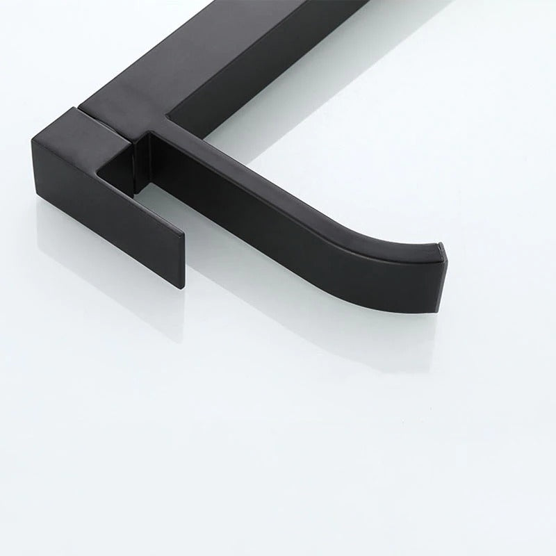 Elegant Mat Sort Vandhane med Enkel Greb og Moderne Design