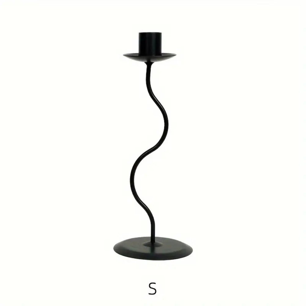 Stilfuld Jernlysestage med Bølget Design til Hjemmet
