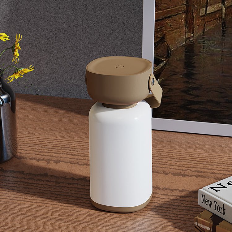 Bärbar LED-lampa i modern design - Vattentät och stilren