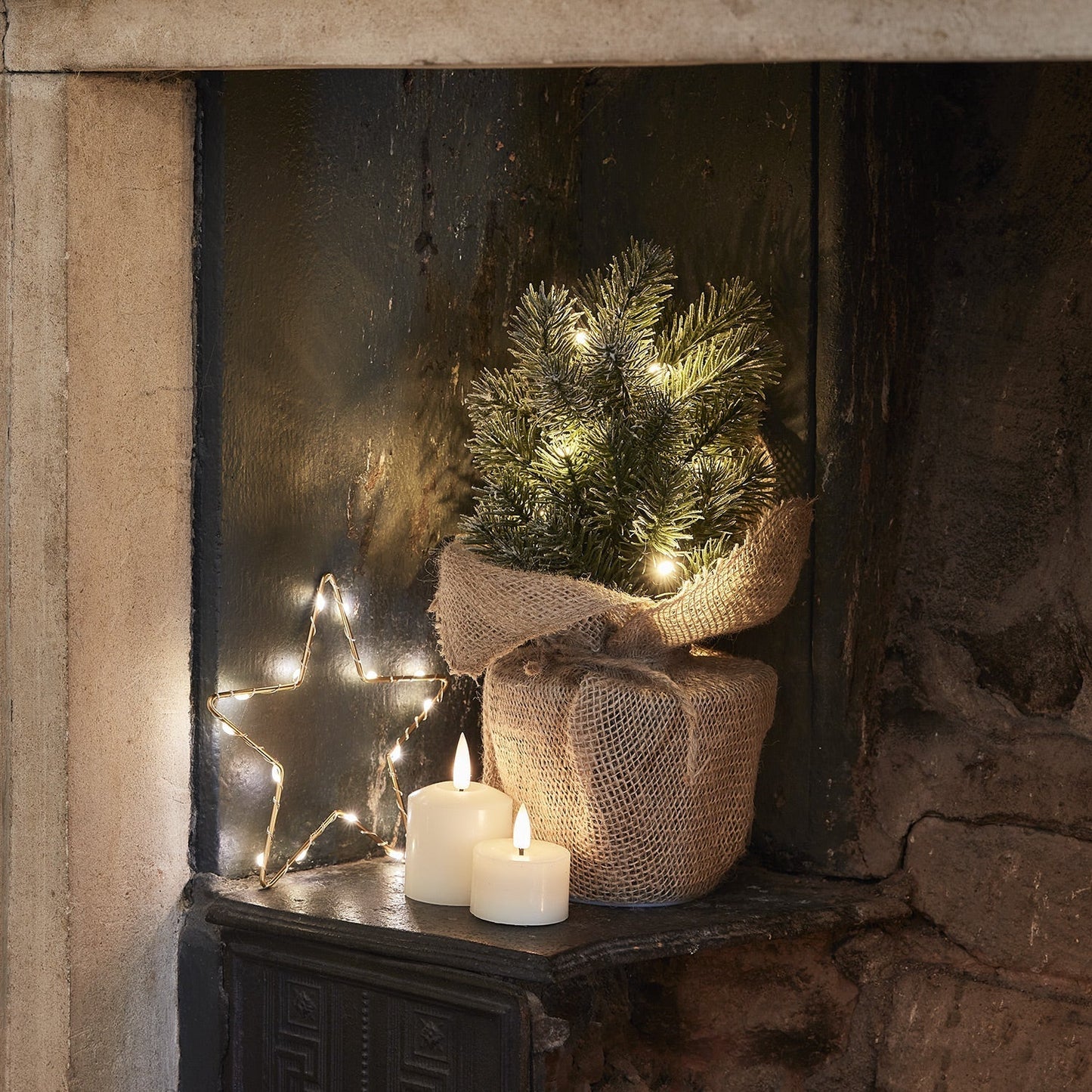 Mini Juletræ med Frostet Look og Varme LED Lys