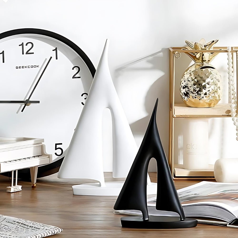 Elegant Sejlbåd Dekoration - Moderne Minimalisme til Hjemmet