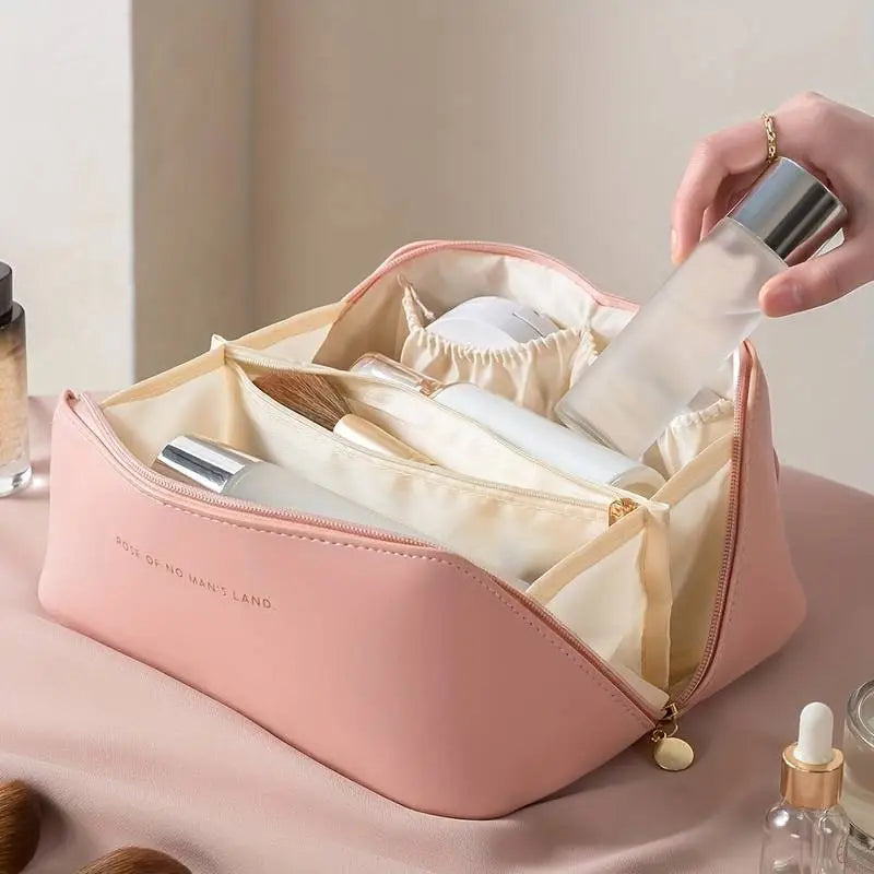 Elegant kosmetikpose med stort rum - GlamourBox