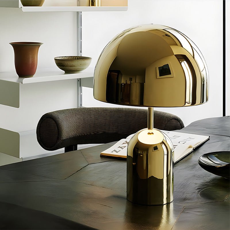 Elegant Trådløs Bordlampe med Justerbar Lysstyrke