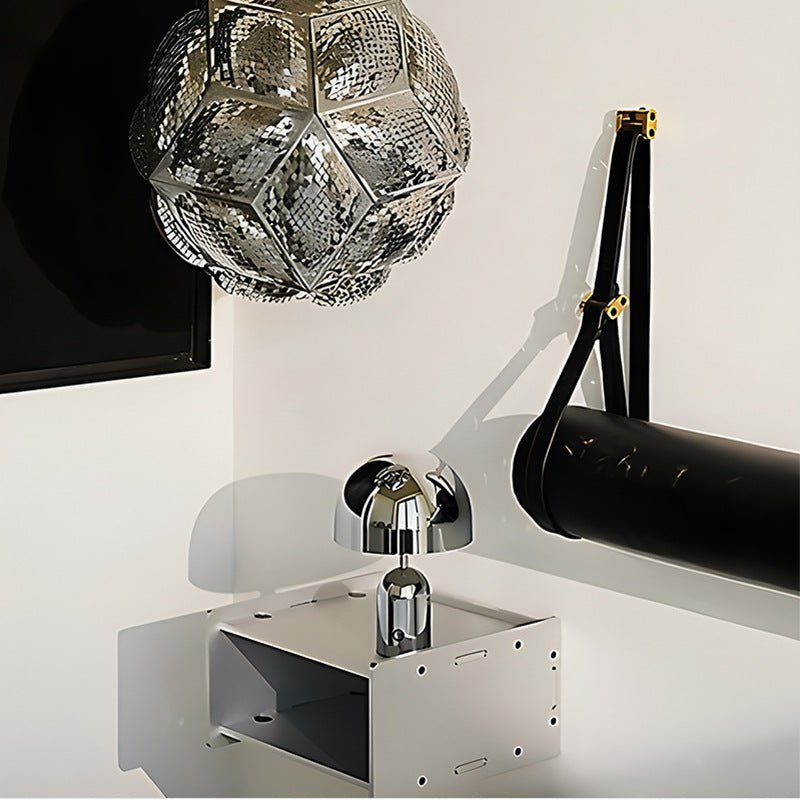 Elegant Trådløs Bordlampe med Justerbar Lysstyrke