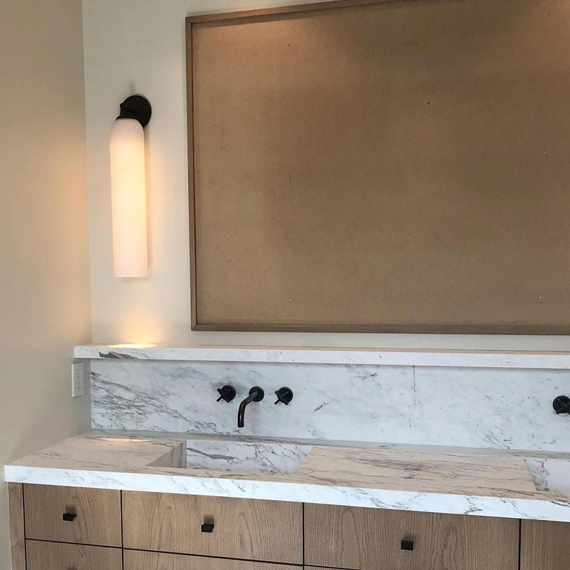 Elegant Væglampe med LED og Glasdesign til Moderne Hjem