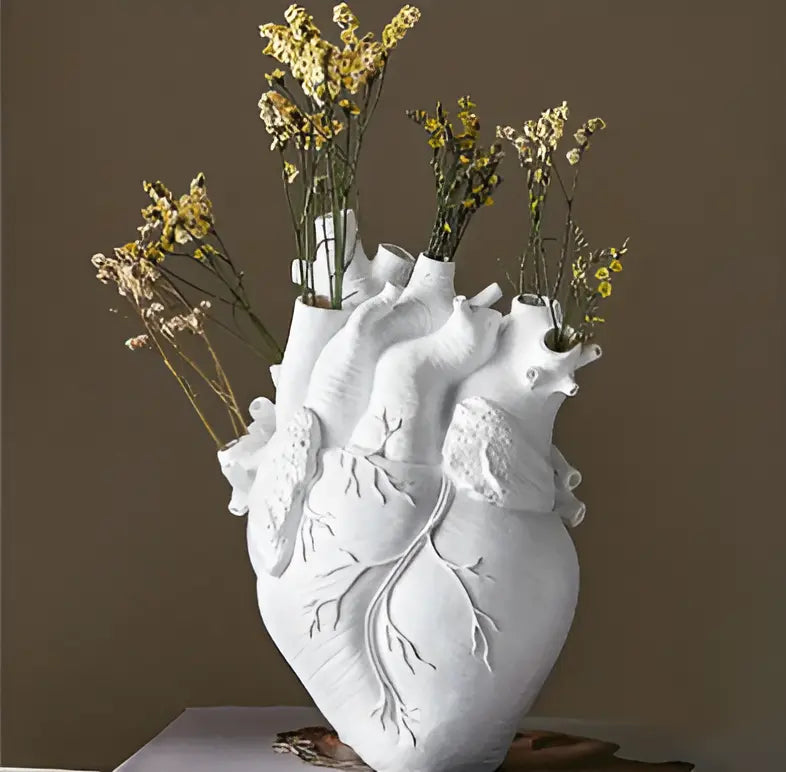 Hjärtformad Vas med Grekisk Inspiration – Amara