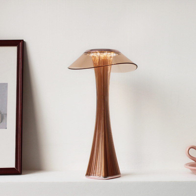 Stilren Trådlös LED Bordslampa med Justerbar Ljusstyrka