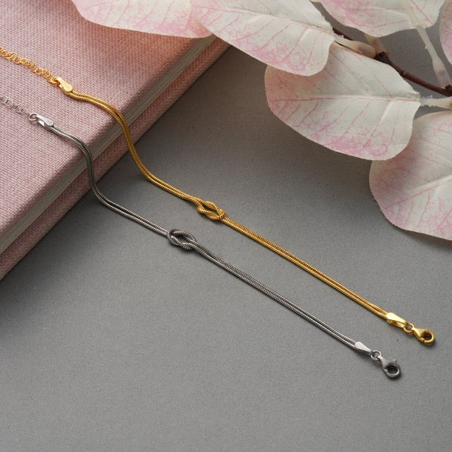 Elegant Nodeløs Armring – Atria