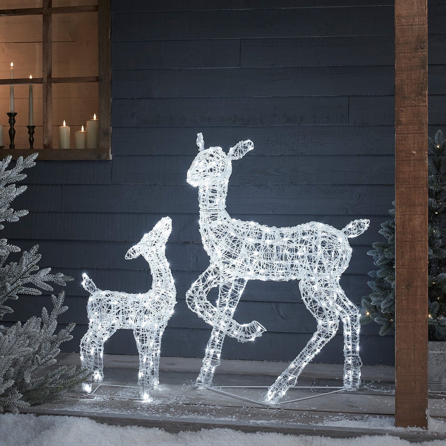Julebelysning i Akryl: Elegante Rensdyr med LED Lys