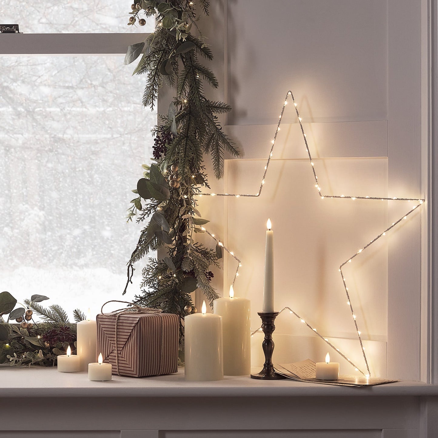 Stemningsfuld LED Stjerne Vindueslys til Jul