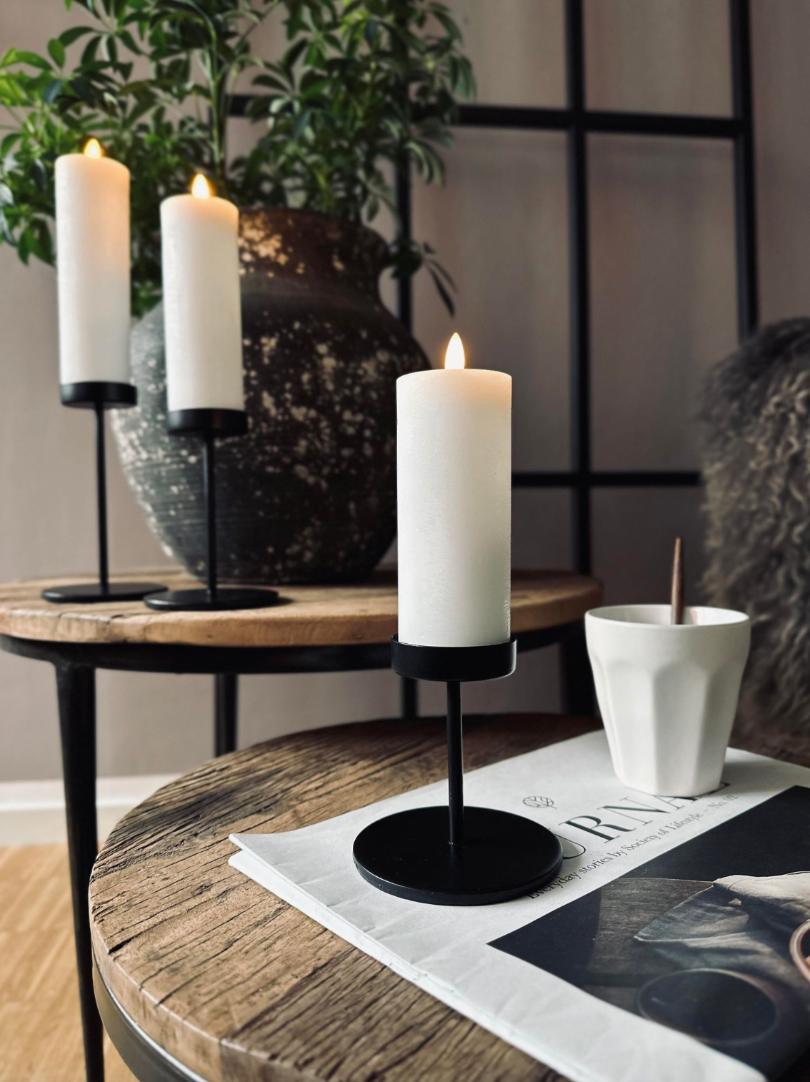 Minimalistiske Lysestager i Metal til Stilfuld Indretning