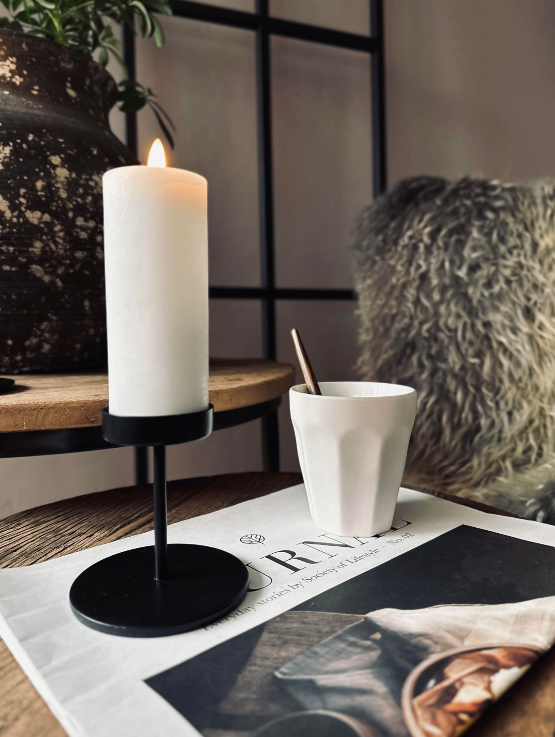 Minimalistiske Lysestager i Metal til Stilfuld Indretning