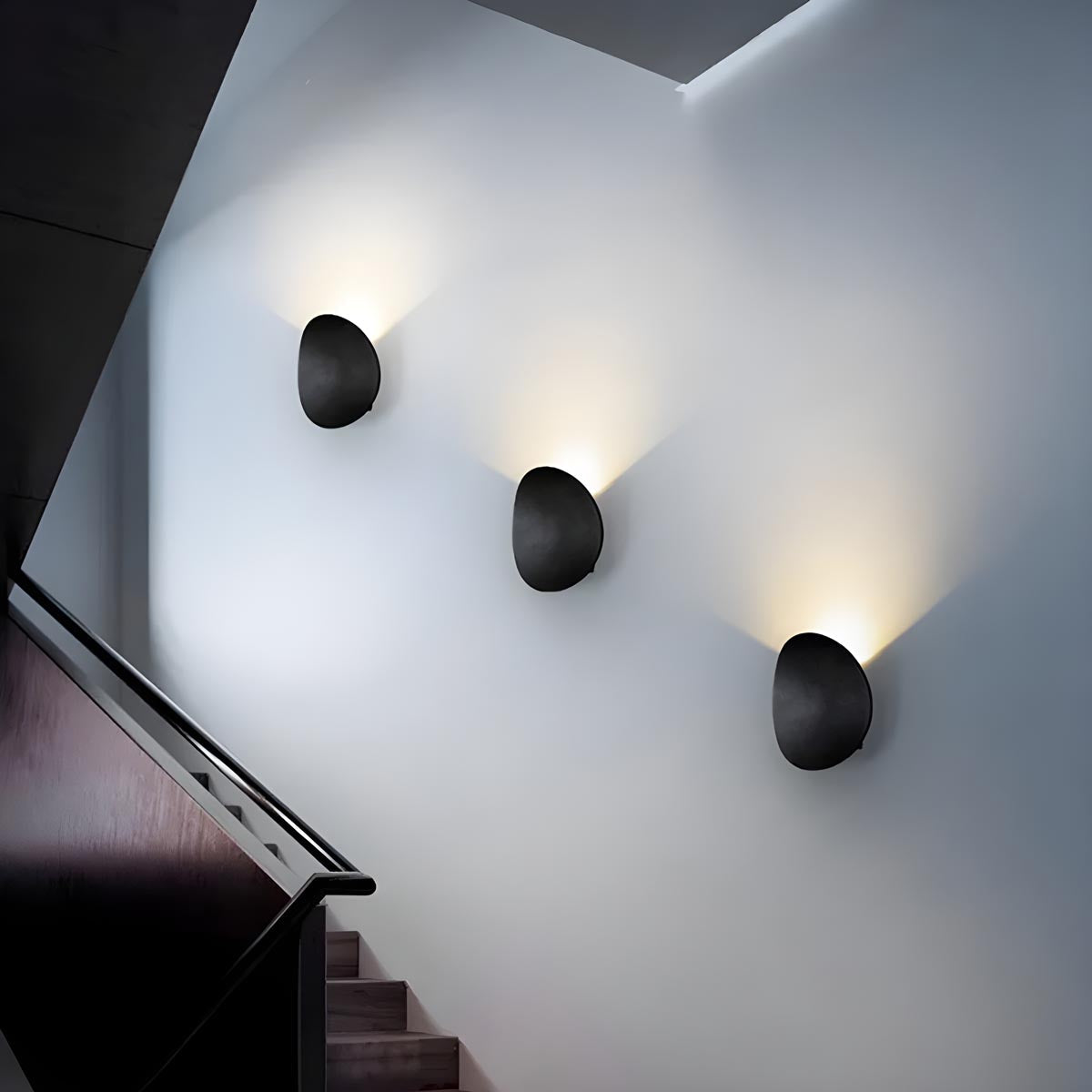 Elegant LED-vägglampa med energioptimerad belysning