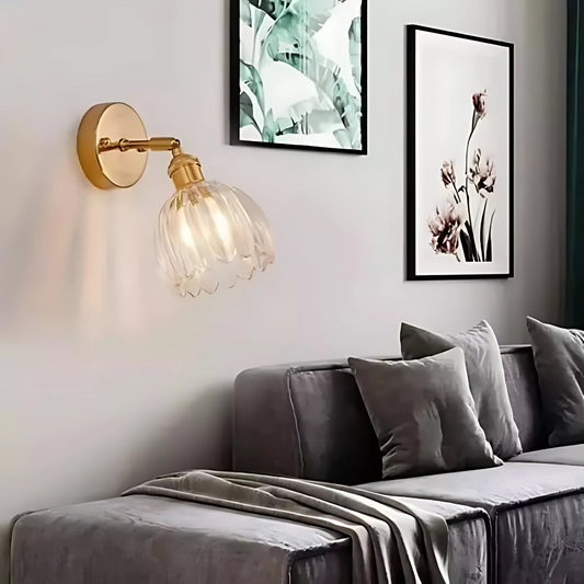 Vintage glas væglampe med blomsterdesign – tidløst elegance