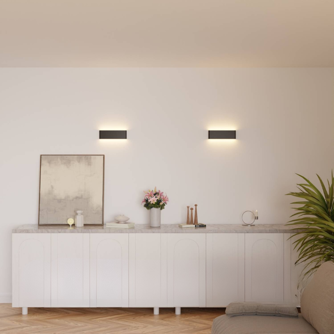 Elegant LED-vägglampa med mjukt ljus för minimalistisk inredning
