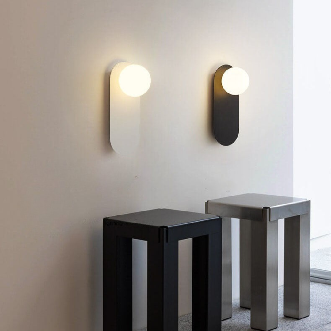 Elegant Væglampe i Glas og Metal - Moderne Design