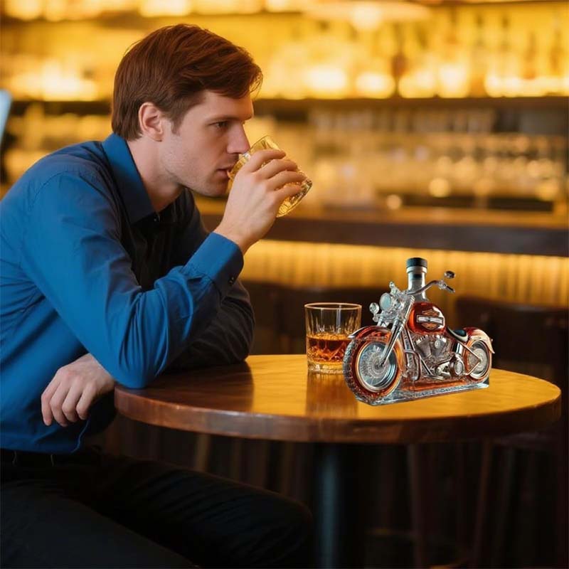 Whisky Decanter i Motorcykel Design til Hjemmebar