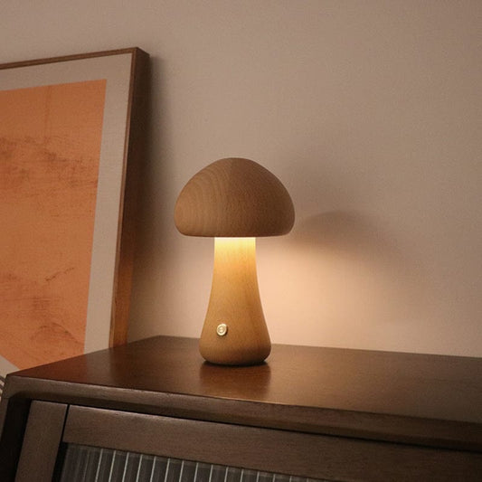 Trådløs Champignonlampe i Massivt Træ – Naturlig Elegance