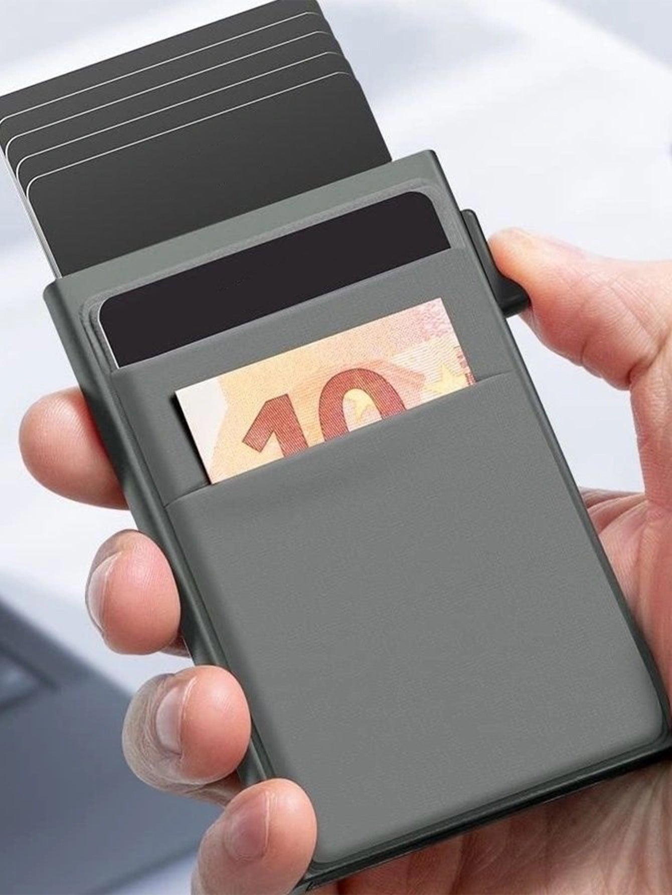 Slim Metal Kortholder med RFID Beskyttelse
