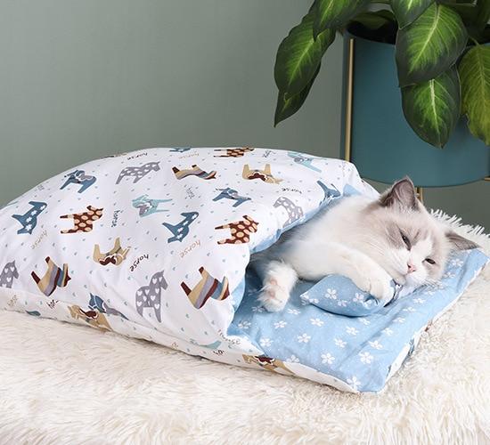 Vintersovpåse för Katter – CozyPaws DreamNest
