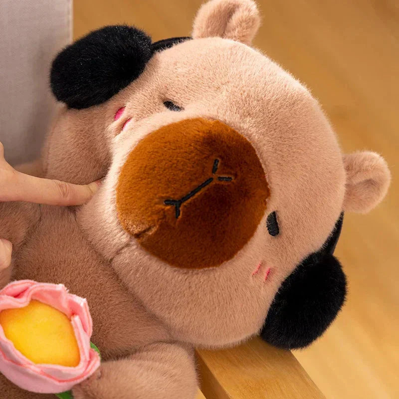 Fuzzy Capybara og Abe Plüschnapper – Bløde Venner