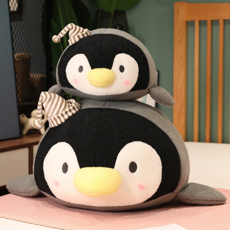 Kawaii Pinguin Plüschtier – Søde Freckles i Fluffy Design