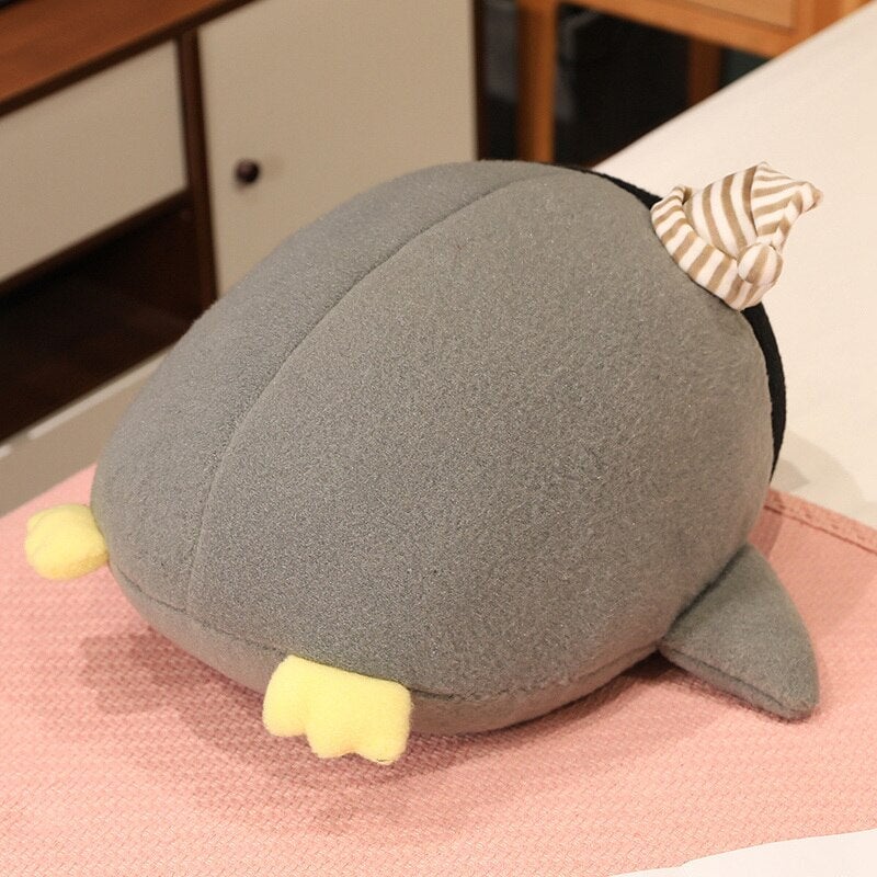 Kawaii Pinguin Plüschtier – Søde Freckles i Fluffy Design