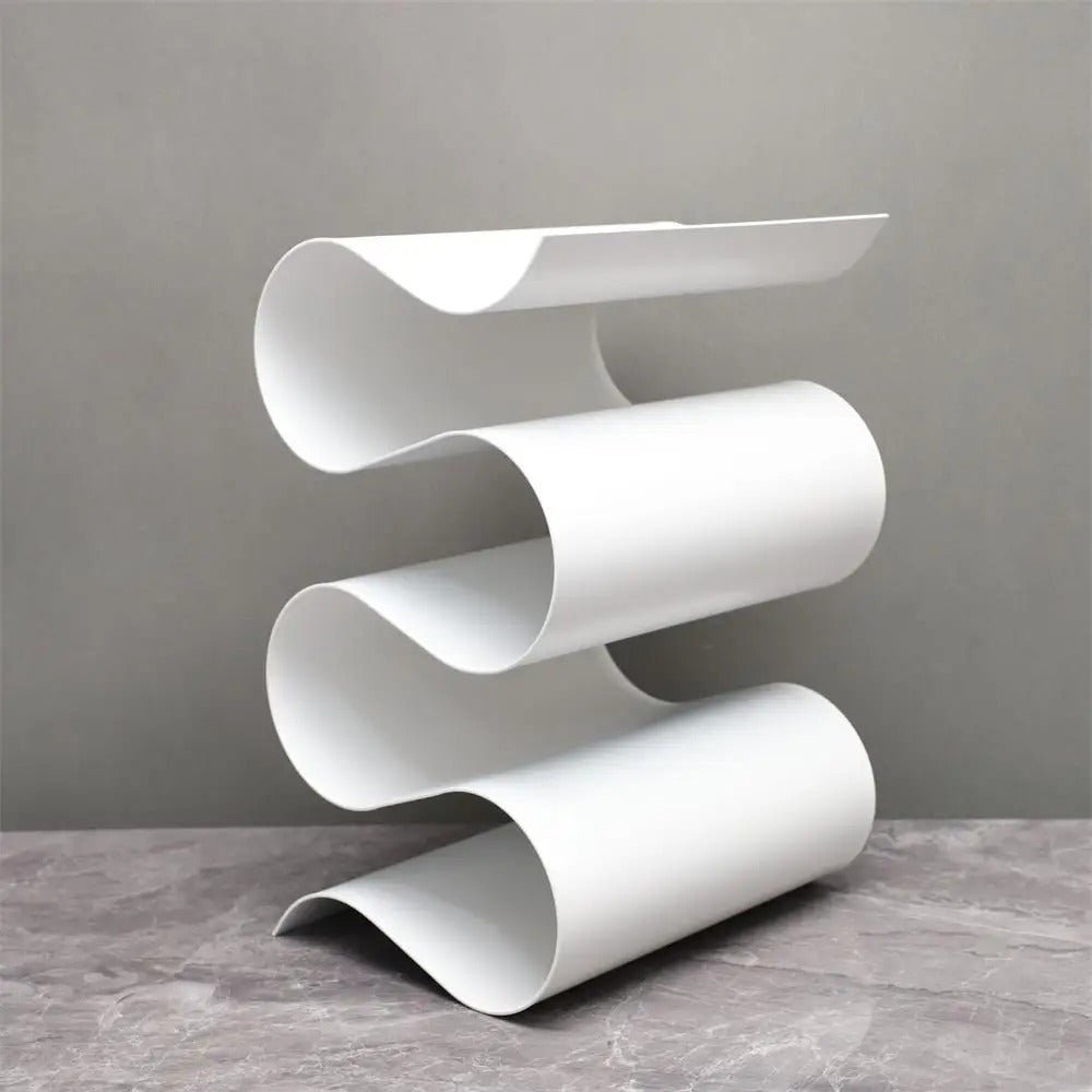 Elegant vinställ i metall med platsbesparande S-design