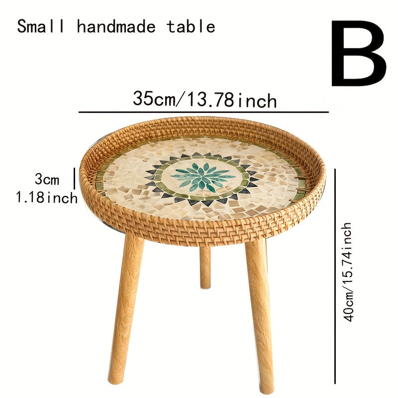Elegant skandinaviskt sidobord i rotting - Nia