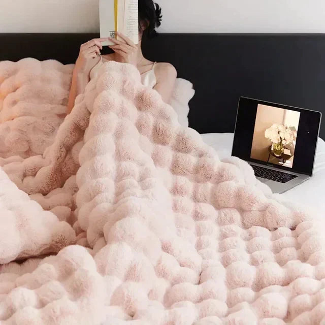 Bærbar vinter fleece tæppe i kunstpels – Blød og stilfuld til sofa og rejser