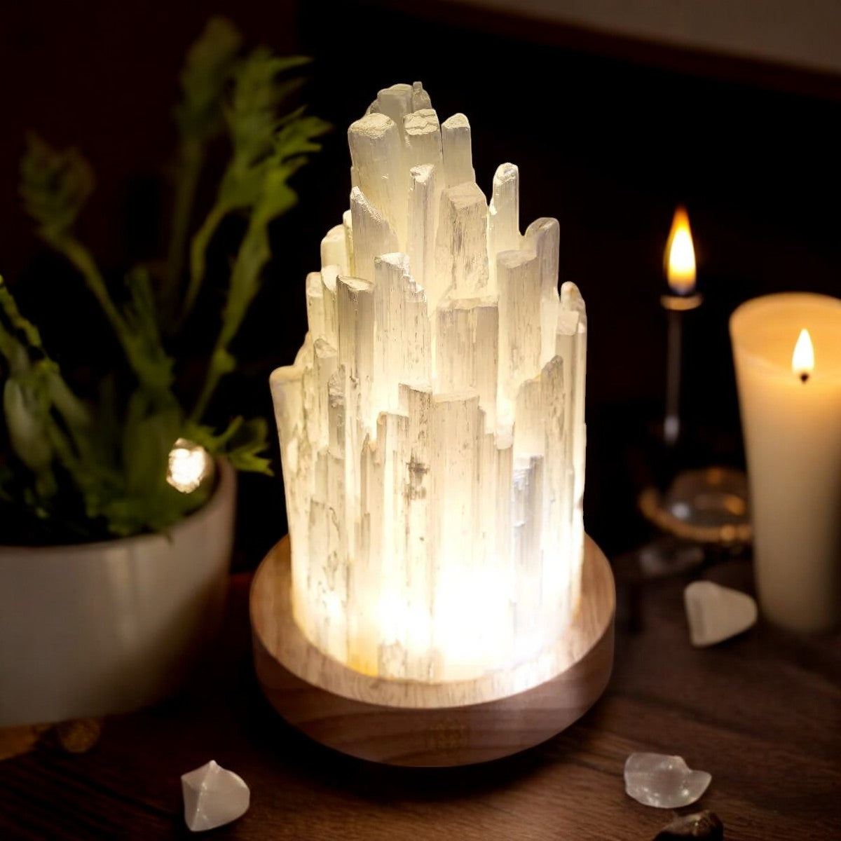 Mini magnetisk lysormlampe med diskret design og global rækkevidde.