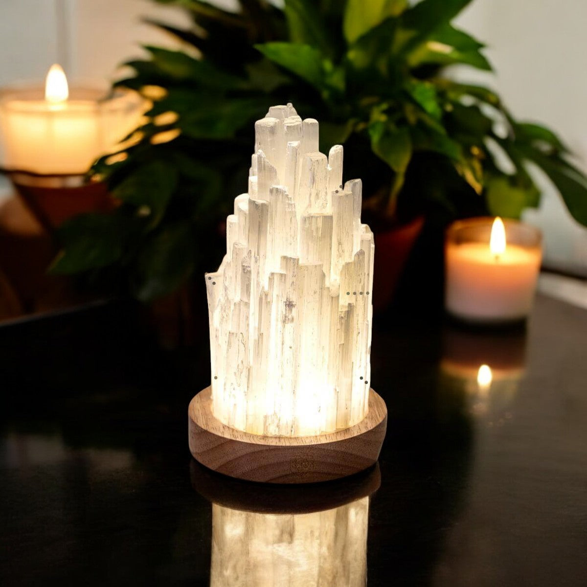 Mini magnetisk lysormlampe med diskret design og global rækkevidde.
