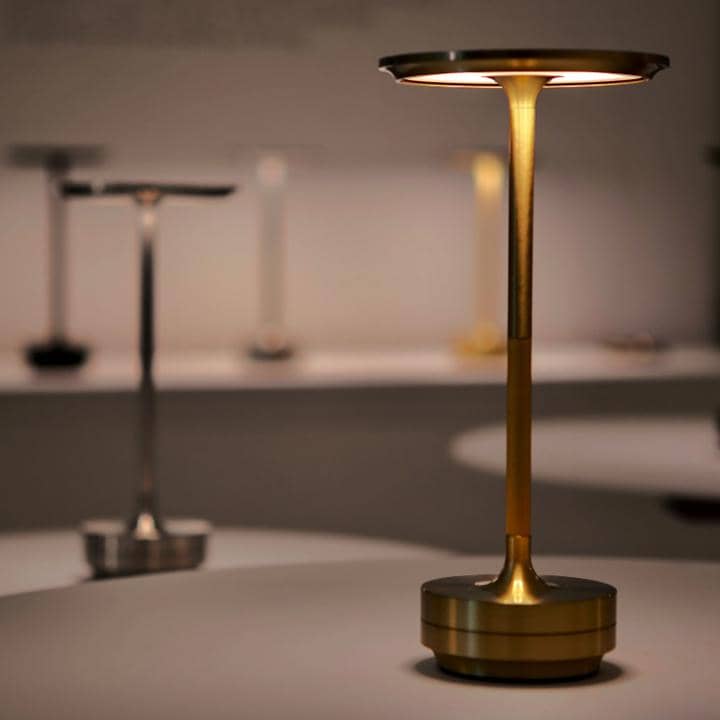 Bærbar Designlampe med Justerbart Lys og Lang Batteritid