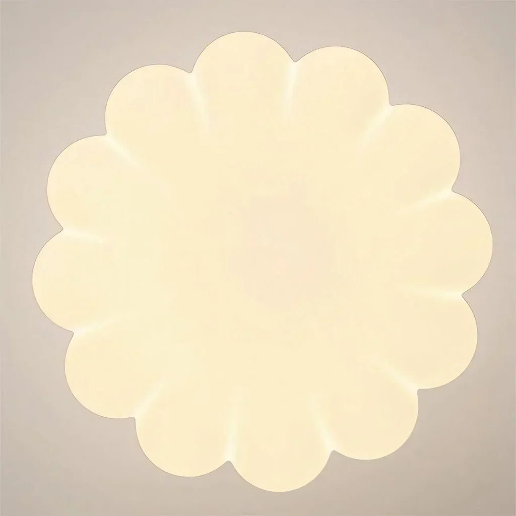 Elegant pendel i art déco-stil med mjuk belysning