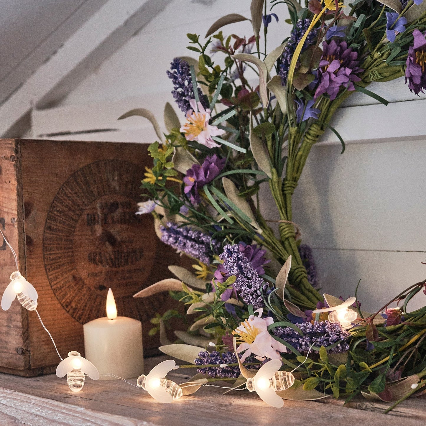 Julekrans med Lavendel – Tidssløs Elegance til Dit Hjem
