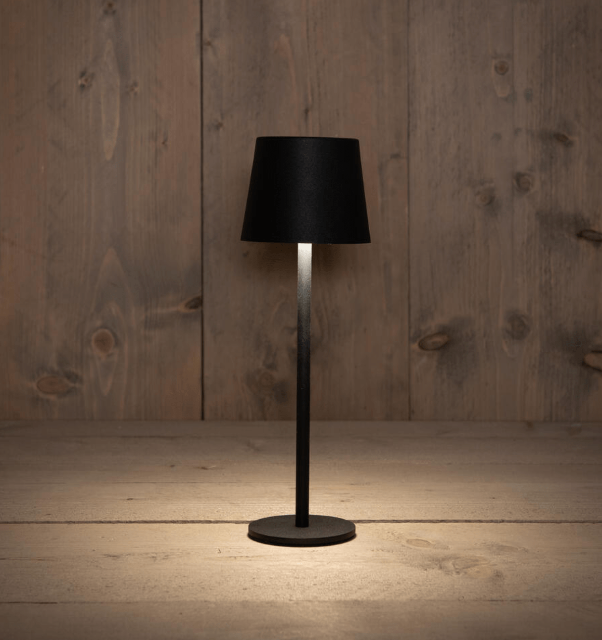 Opladelig LED Bordlampe med Dæmpbar Touch-funktion
