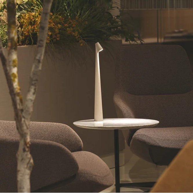 Trådløs LED Bordlampe – Stilrent Design & Fleksibel Belysning