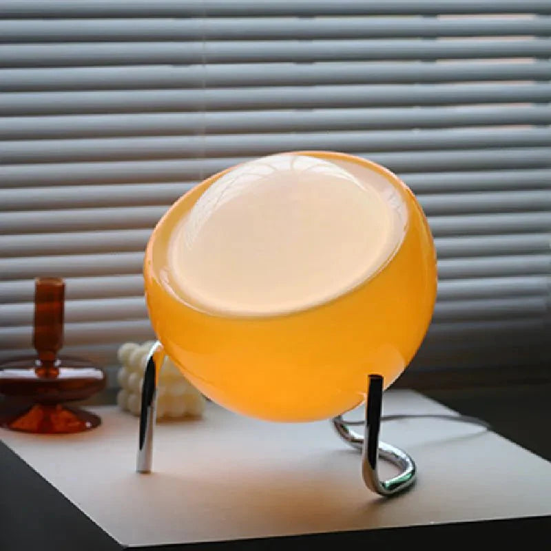 Retro LED bordslampa med elegant design och flexibel belysning