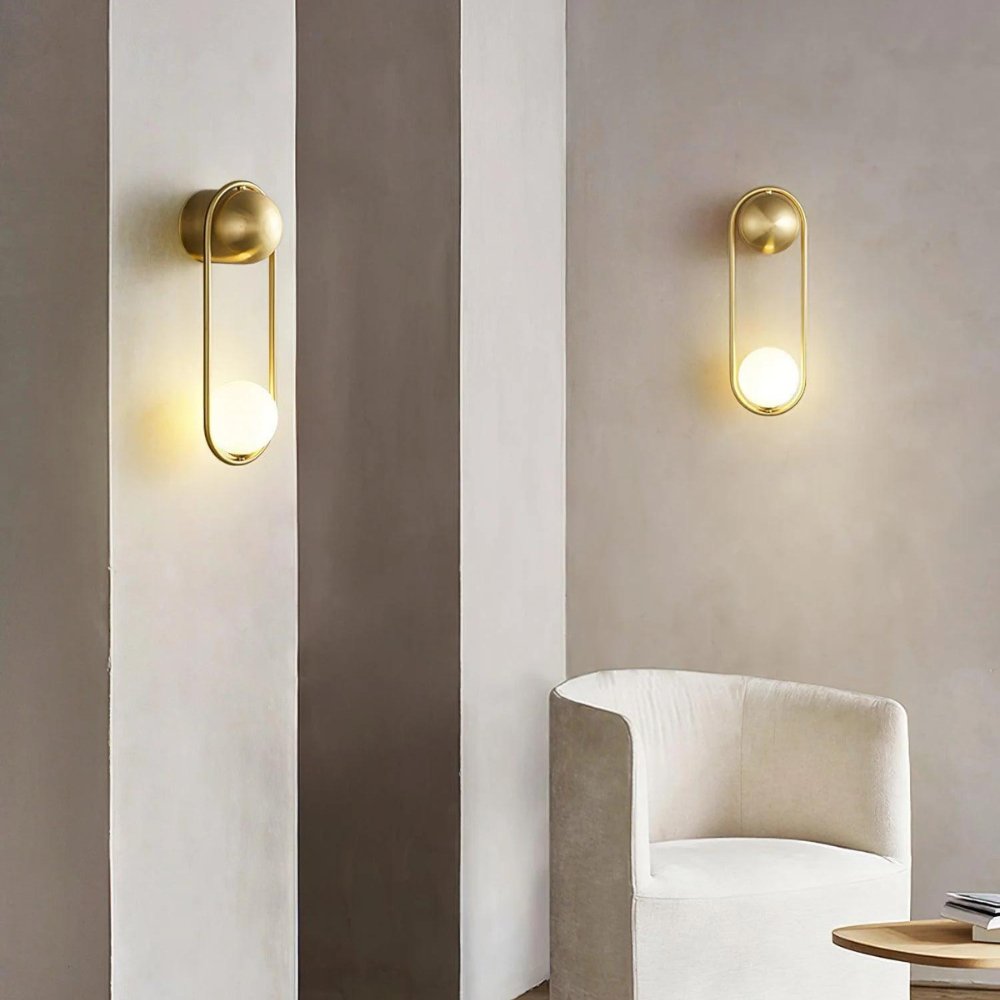 Elegant LED Væglampe i Metal - Skab Luksuriøs Atmosfære