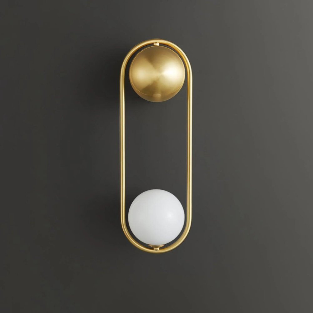 Elegant LED Væglampe i Metal - Skab Luksuriøs Atmosfære