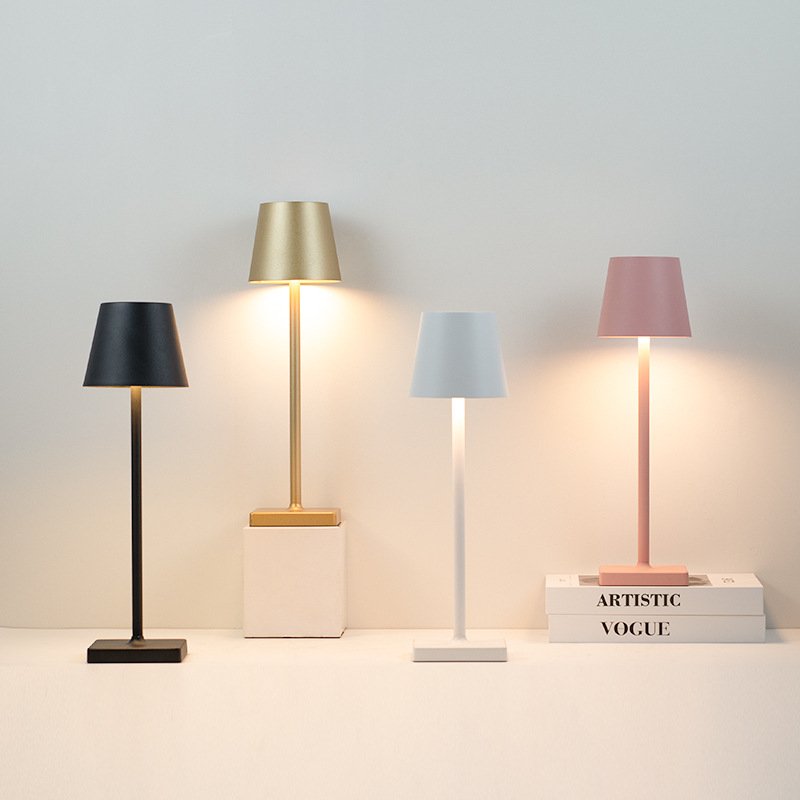 Trådløs Bordlampe med Berøringssensor og Nordisk Design