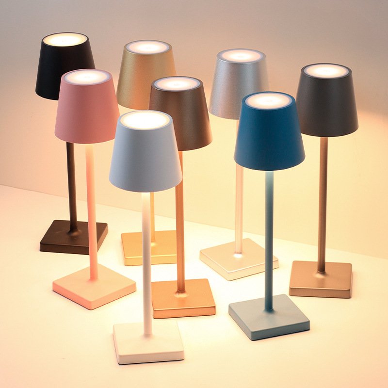 Trådløs Bordlampe med Berøringssensor og Nordisk Design