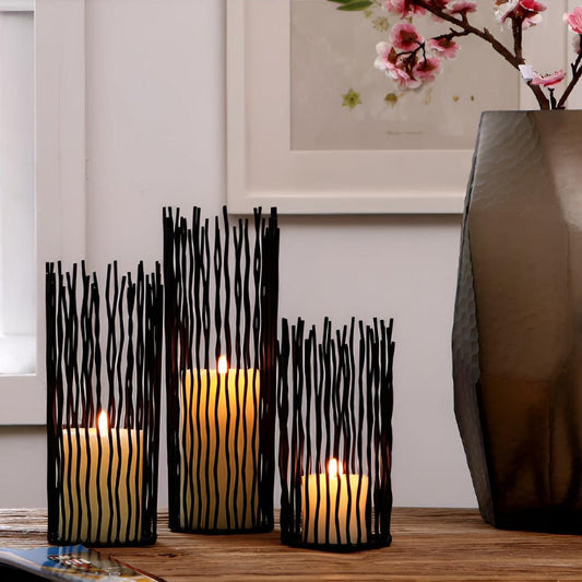 Svart Bohème-Ljusstake i Järn - Tidlös Design för Hemmet